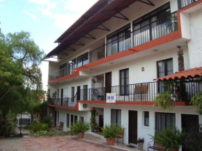 Отель Hotel Quinta Arantxa  Берналь